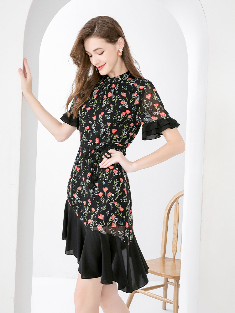 時尚印花荷葉邊連衣裙