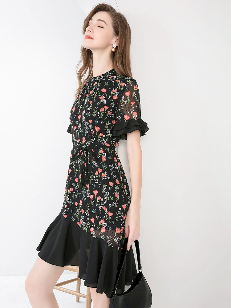 時尚印花荷葉邊連衣裙