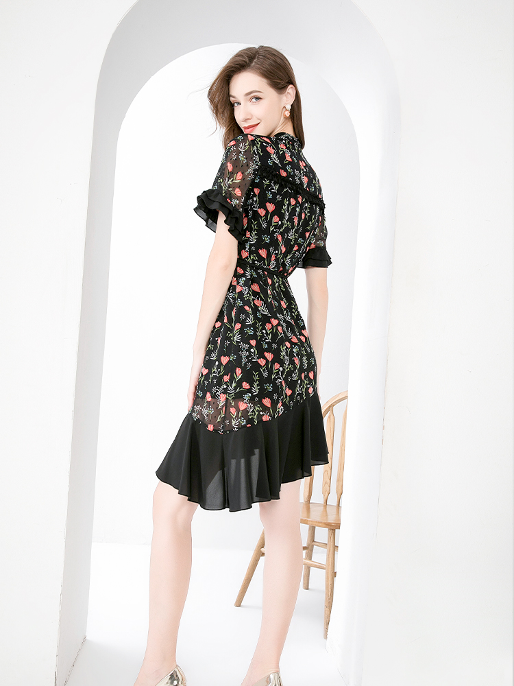時尚印花荷葉邊連衣裙